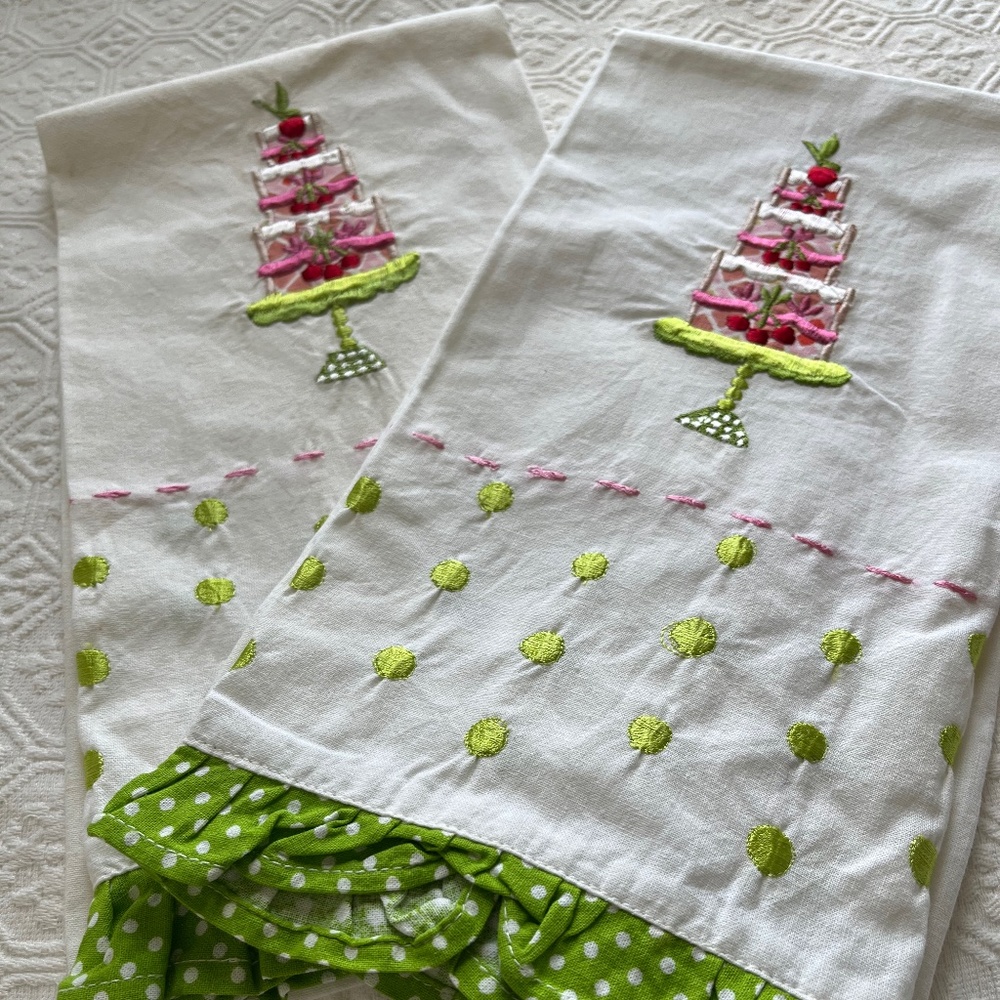 New Embroidery Kitchen Tea Towel w/ Flower Cake Design - Picture 4 of 4